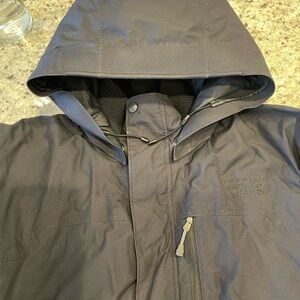 MOUNTAIN HARDWEAR DRY Q DOWN PARKA MENS XL EXCELLENT PTP 27 BLACK RETAIL $489